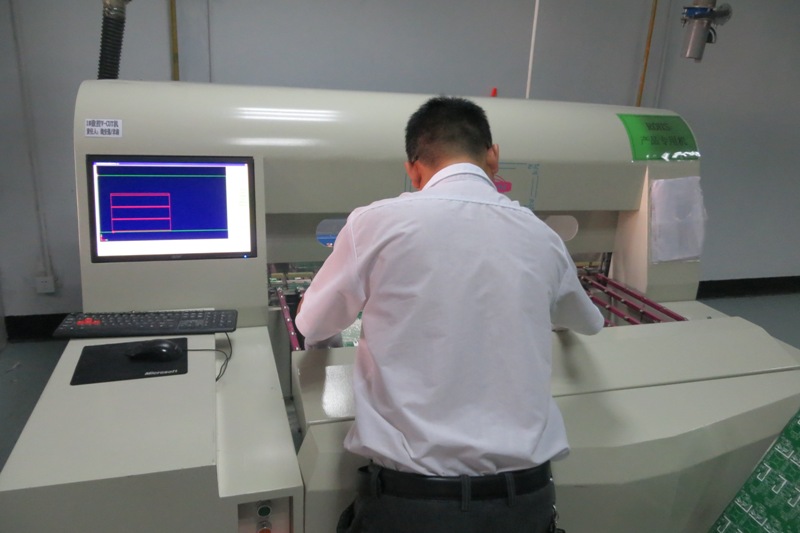 數(shù)控V割機.jpg